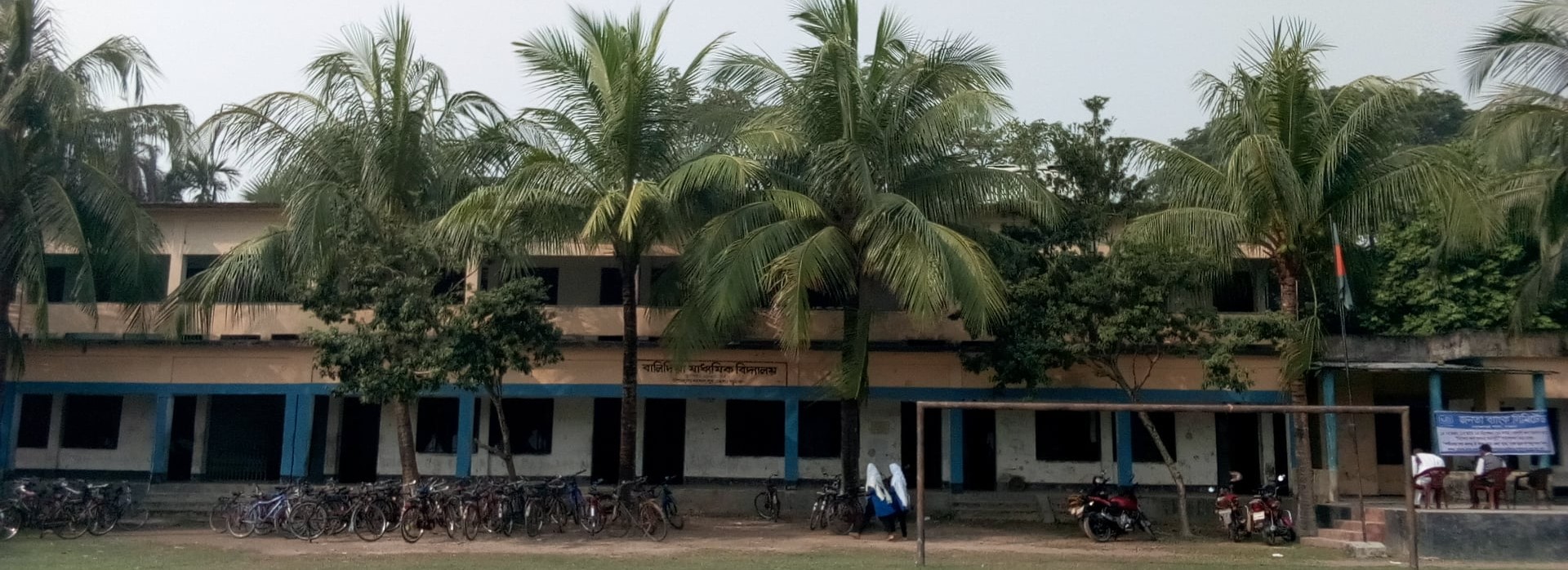 Hi Tech Polytechnic Institute - Slide